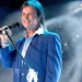 Roberto Carlos alerta fãs sobre golpe com vídeo falso feito por IA