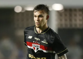 São Paulo avança por empréstimo de Negrucci ao Athletic, a pedido de Alex