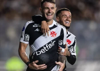 Vasco enfrenta Independiente em Medellin com portões fechados pelos playoffs da Sul-Americana