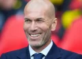 Zidane assume seleção da França e assina contrato até 2030
