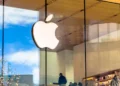 iPhone dobrável pode chegar com poucas unidades e preço alto