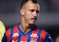 São Paulo fecha com novo lateral, mas transfer ban