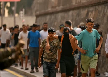 Cerca de 69,5 mil migrantes estão retornando a Marrocos vindos de Ceuta