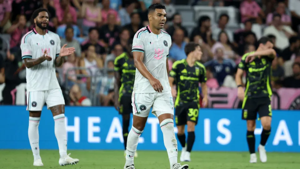 Casemiro vira