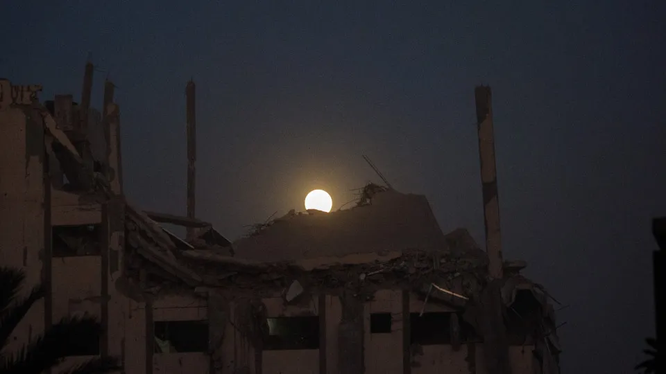 Oito pessoas morrem em ataques israelenses em Gaza