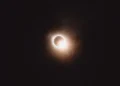 Planeia ver o eclipse solar? Eis as 4 apps que deve ter no celular