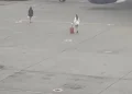 Duas mulheres invadem pista de aeroporto russo após perderem voo