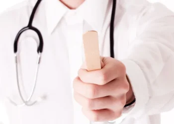 Pediatras se manifestam contrários à redução da maioridade penal