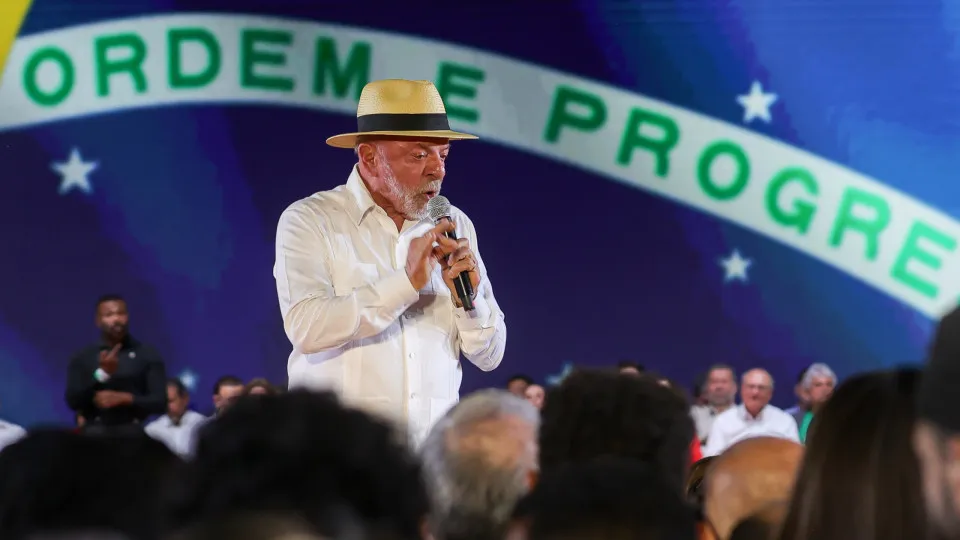 Lula cita possíveis sucessores e diz que Haddad tem