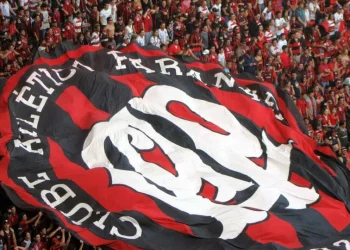 Melhor mandante, Athletico-PR recebe o Red Bull Bragantino para manter embalo no Brasileirão