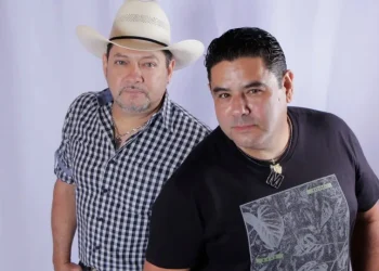 Lucas, da dupla Lucas & Matheus, morre pouco antes de subir ao palco