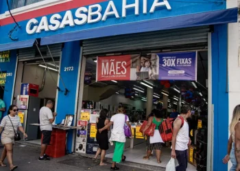 Casas Bahia enfrenta ações de despejo de lojas e galpões logísticos