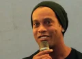 Ronaldinho é apresentado na Itália:
