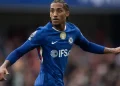 João Pedro renova com o Chelsea e conquista Xabi Alonso: