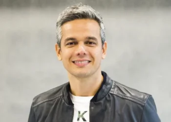 Otaviano Costa confirma lesão nos bastidores do Dança dos Famosos: