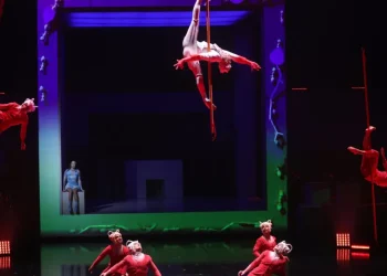 Acrobata processa Cirque du Soleil em US$ 16 milhões após queda em espetáculo