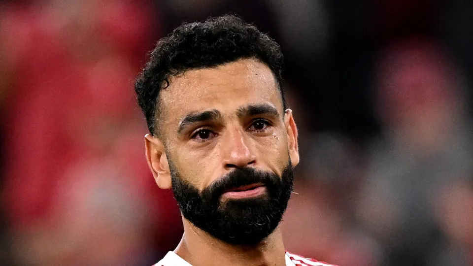Novo clube turco de Salah anuncia a contratação de Fabinho