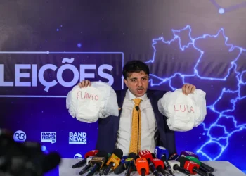 Renan Santos critica emendas: