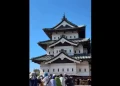 1.800 pessoas puxam castelo de 360 toneladas de volta ao lugar no Japão