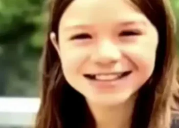 Adolescente pega prisão perpétua por matar prima de 10 anos nos EUA
