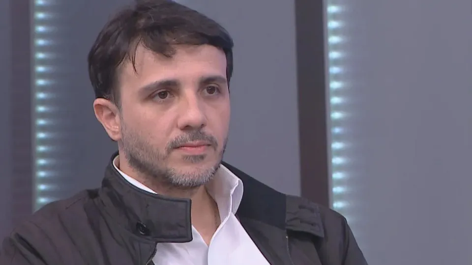 Renan Santos diz que direita populista está em