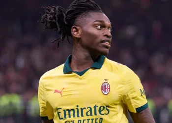 Rafael Leão confirma saída do AC Milan e confessa: