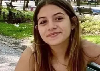 Brasileira de 21 anos é a bilionária mais jovem do mundo