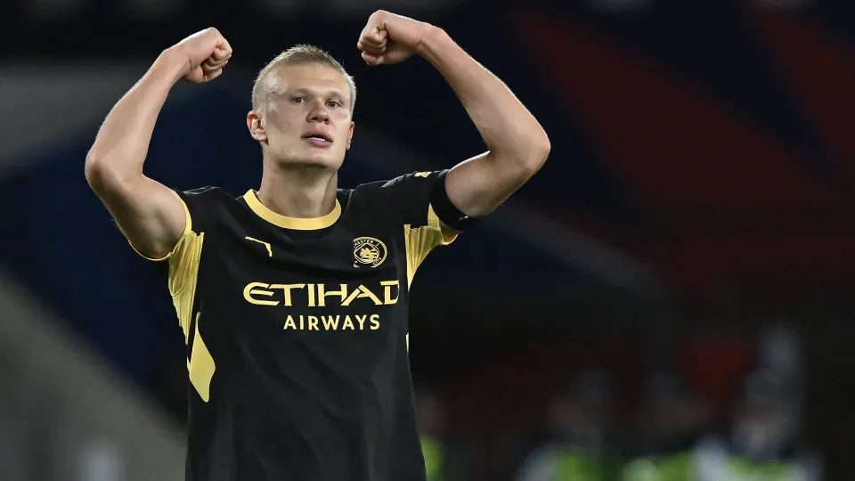 Haaland faz 1º gol desde eliminação do Brasil, e City bate Palace no Inglês