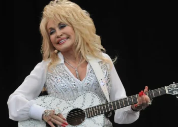 Dolly Parton deixa herança bilionária organizada para evitar briga familiar