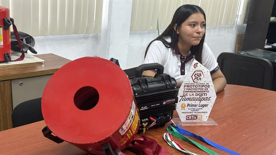 Ángela Karime Venegas, de 16 anos, desenvolveu o Vortex Tech, extintor acústico que usa ondas sonoras de baixa frequência para apagar as chamas