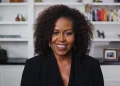 Michelle Obama diz não sentir falta das filhas após saída de casa