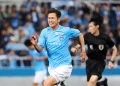 Aos 59 anos, Kazuyoshi Miura bate recorde ao marcar dois gols no Japão