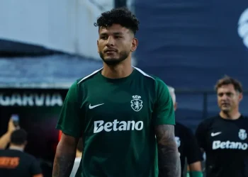 Barcelona mira Luis Suárez como plano B para reforçar o ataque