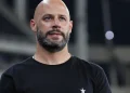 Botafogo demite Franclim Carvalho após sequência de resultados ruins