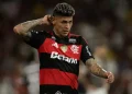 Carrascal lidera goleada e Flamengo cola no Palmeiras no Brasileirão