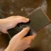 Celular esquenta demais ao carregar? Veja ajuste que pode resolver
