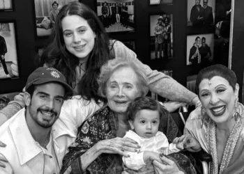 Cláudia Raia lamenta morte da “mãe na ficção” e também de Laura Cardoso
