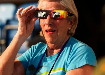 Eclipse solar vira meme e rende piadas nas redes sociais; veja