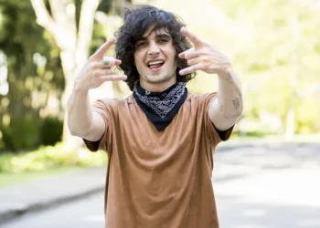 Fiuk revela suspeita de autismo