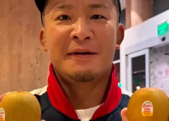 Lutador japonês leva