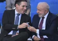 Motta declara apoio a Lula após seu partido rejeitar coligação com Flávio Bolsonaro