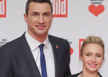 Pai da filha de Hayden Panettiere faz desabafo após morte da atriz