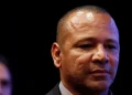 Pai nega aposentadoria de Neymar na seleção e diz que