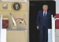 Trump deixou cúpula da Otan em voo militar secreto após ameaça do Irã