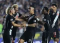 Vasco pega o Olimpia em São Januário para abrir vantagem nas oitavas da Sul-Americana