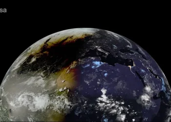 Vídeo mostra eclipse solar visto do Espaço; imagens impressionam