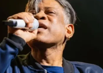 Ex-vocalista do Calcinha Preta morre aos 55 anos