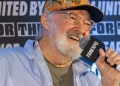 Randy Quaid critica Anne Hathaway em sequência de