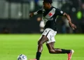 Vasco brilha no 2º tempo, derruba o Vitória e vai encarar Palmeiras na semi