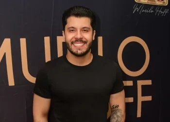 Murilo Huff ensina finanças ao filho com diárias de R$ 50